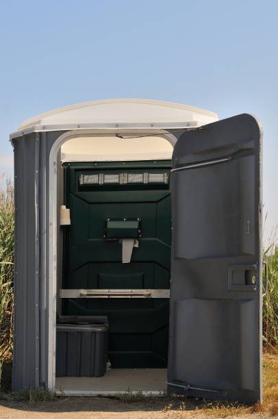 Best Portable toilet rental cost  in Niagara, WI