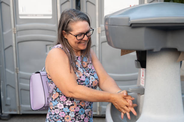 Best Porta potty rental for parties  in Niagara, WI